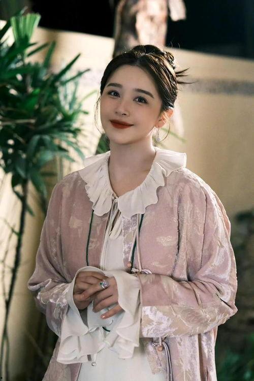 阚清子爆料结婚了吗视频,揭秘明星夫妻甜蜜瞬间 第3张 阚清子爆料结婚了吗视频,揭秘明星夫妻甜蜜瞬间 第3张